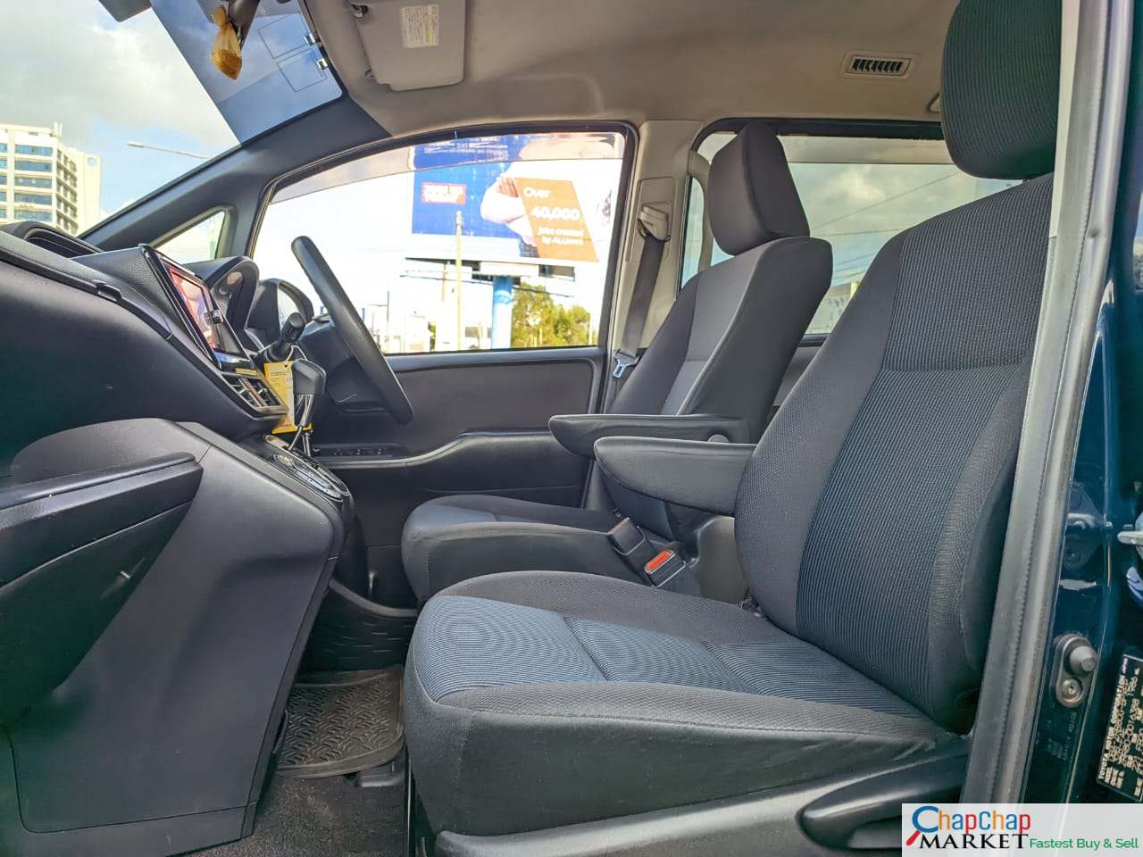 Toyota voxy Asian Owner New shape QUICK SALE  for sale in kenya hire purchase installments You Pay 30% Deposit Trade in OK
