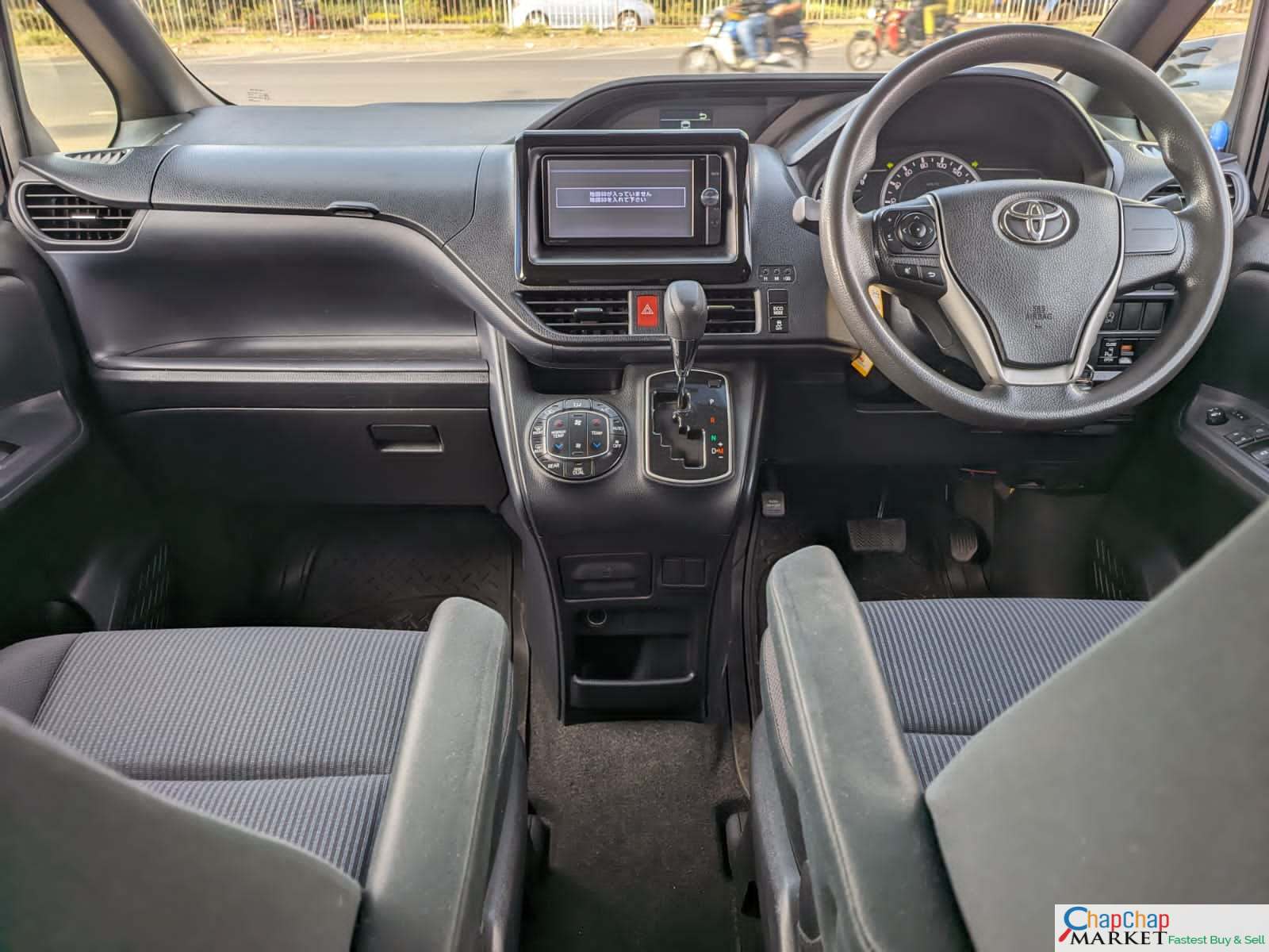 Toyota voxy Asian Owner New shape QUICK SALE  for sale in kenya hire purchase installments You Pay 30% Deposit Trade in OK
