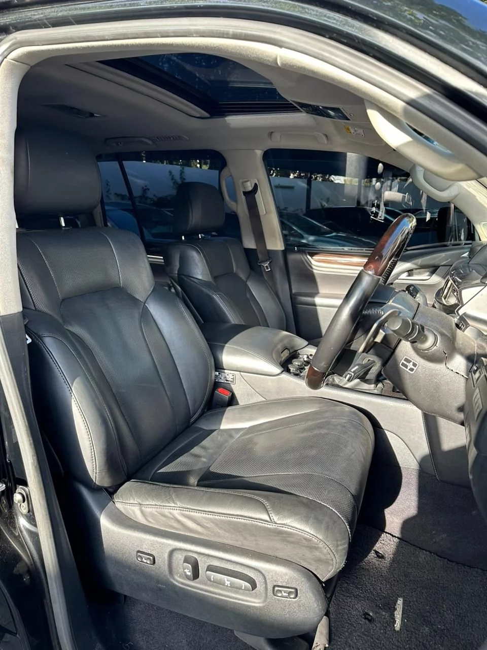LEXUS LX 570 Kenya asian owners CHEAPEST ๐ฅ Lexus lx 570 for sale in kenya HIRE PURCHASE installments OK EXCLUSIVE For SALE in Kenya 8 LEXUS LX 570 Kenya asian owners CHEAPEST ๐ฅ Lexus lx 570 for sale in kenya HIRE PURCHASE installments OK EXCLUSIVE For SALE in Kenya