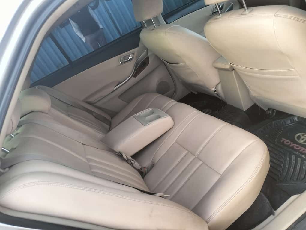 Toyota PREMIO 260 2013 1M ONLY for sale in Kenya new shape You pay 30% Deposit Trade in Ok EXCLUSIVE