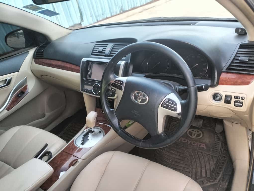 Toyota PREMIO 260 2013 1M ONLY for sale in Kenya new shape You pay 30% Deposit Trade in Ok EXCLUSIVE