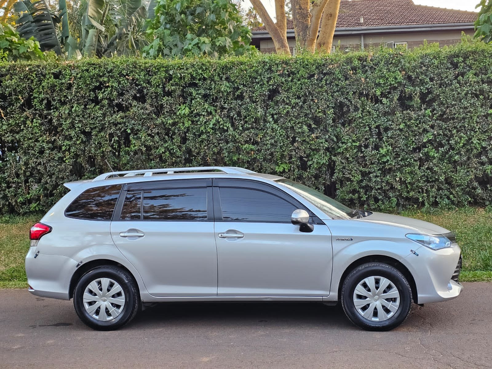 Toyota fielder for sale in Kenya just arrived QUICK SALE You Pay 30% Deposit Trade in OK hire purchase installments Toyota fielder Kenya exclusive hybrid(SOLD)