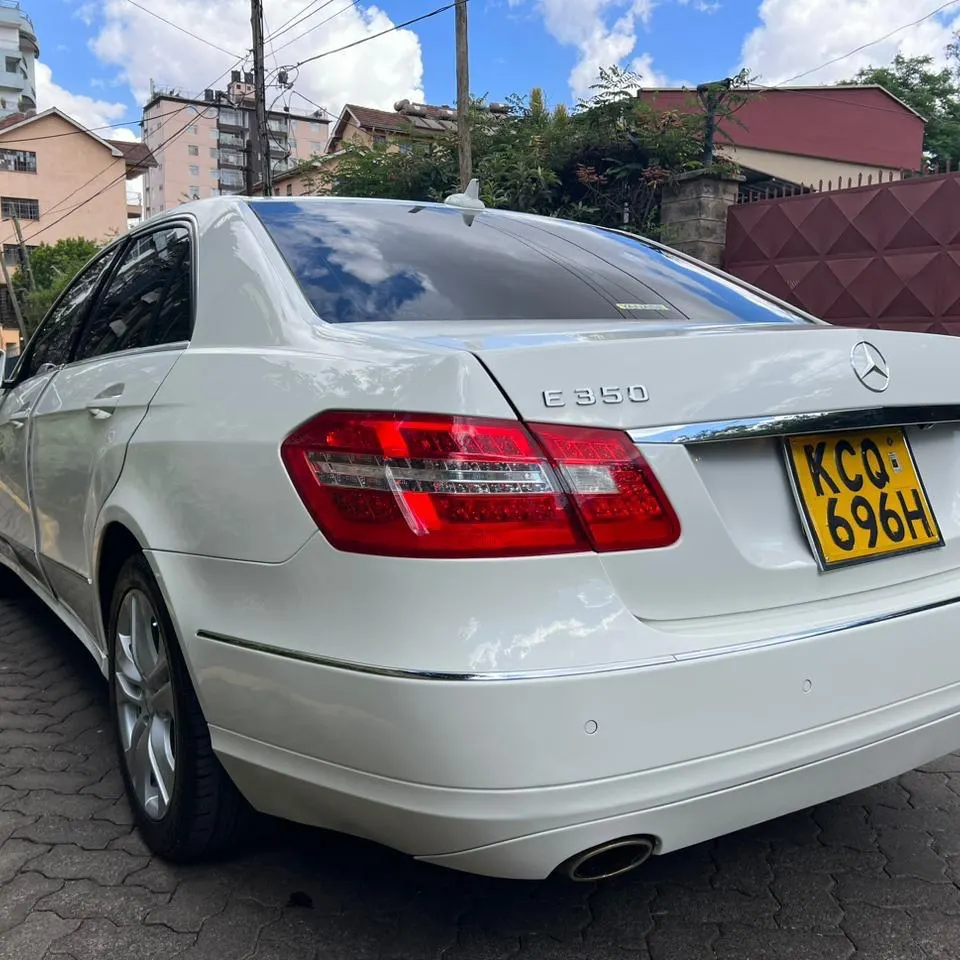 Mercedes Benz E350  for sale in kenya Cheapest You Pay 30% DEPOSIT hire purchase installments Trade in OK