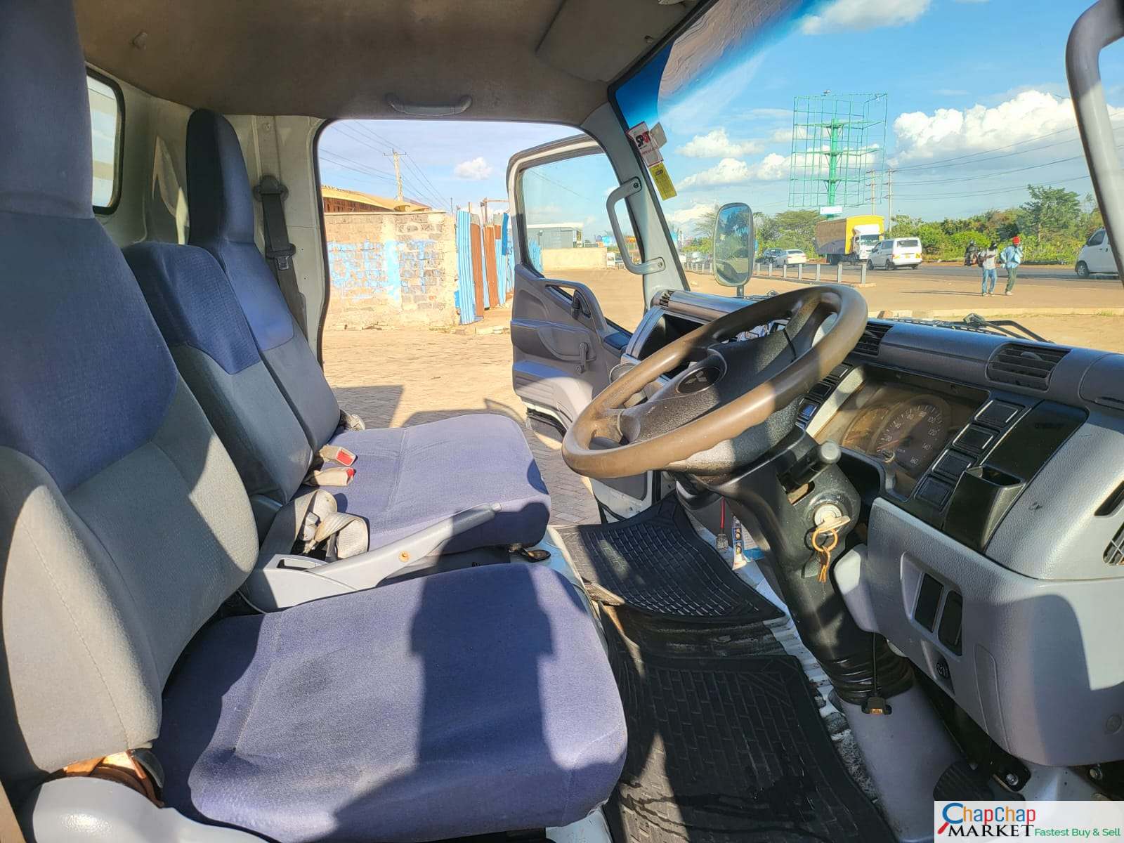 Mitsubishi canter Local hire purchase installments quick sale trade in OK
