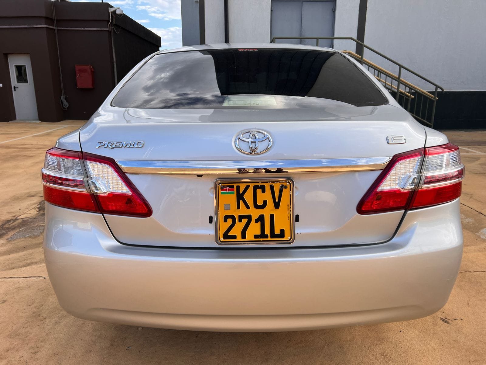 Toyota PREMIO 260 QUICK SALE for sale in Kenya new shape You pay 30% Deposit Trade in Ok EXCLUSIVE