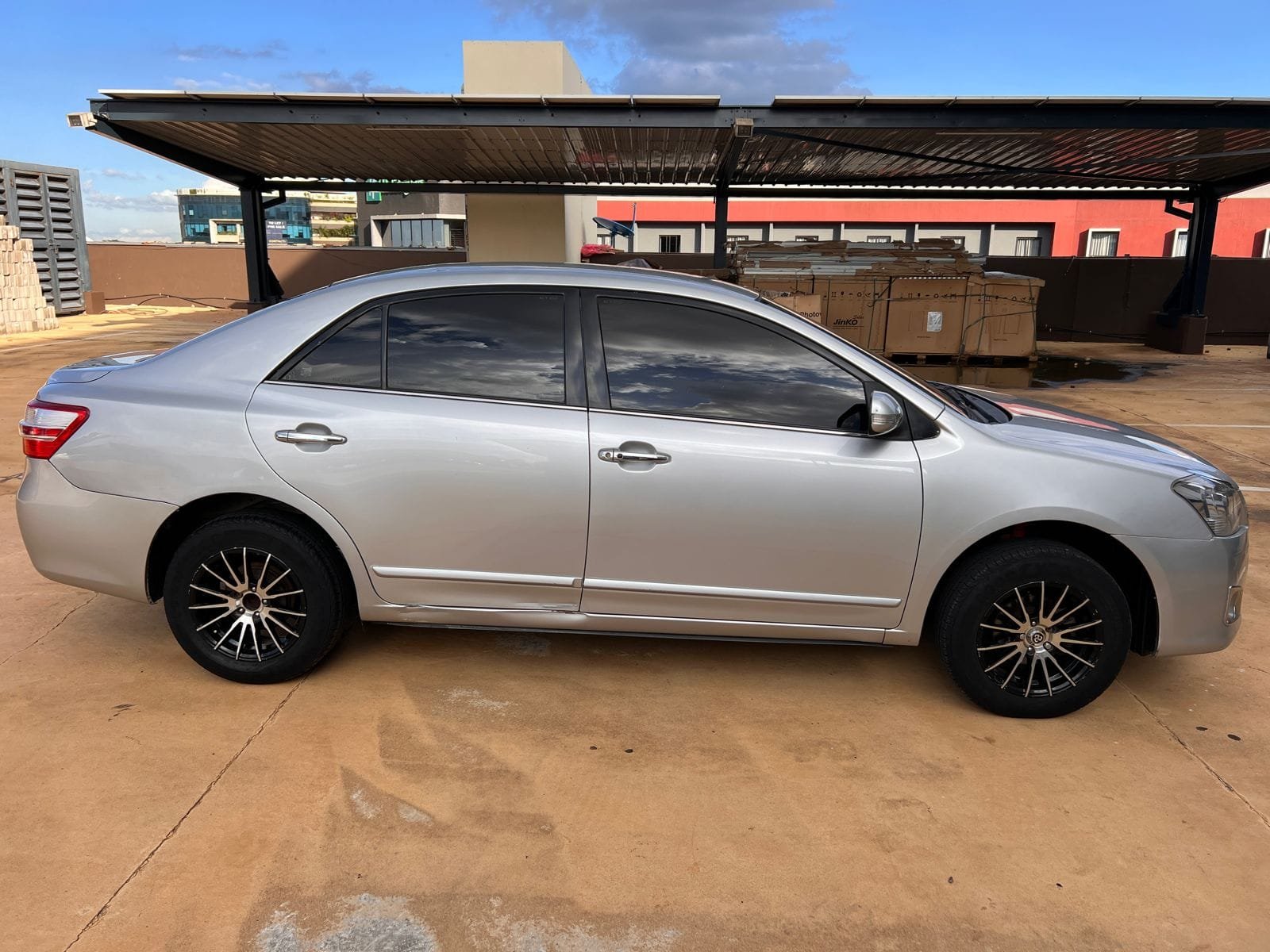 Toyota PREMIO 260 QUICK SALE for sale in Kenya new shape You pay 30% Deposit Trade in Ok EXCLUSIVE