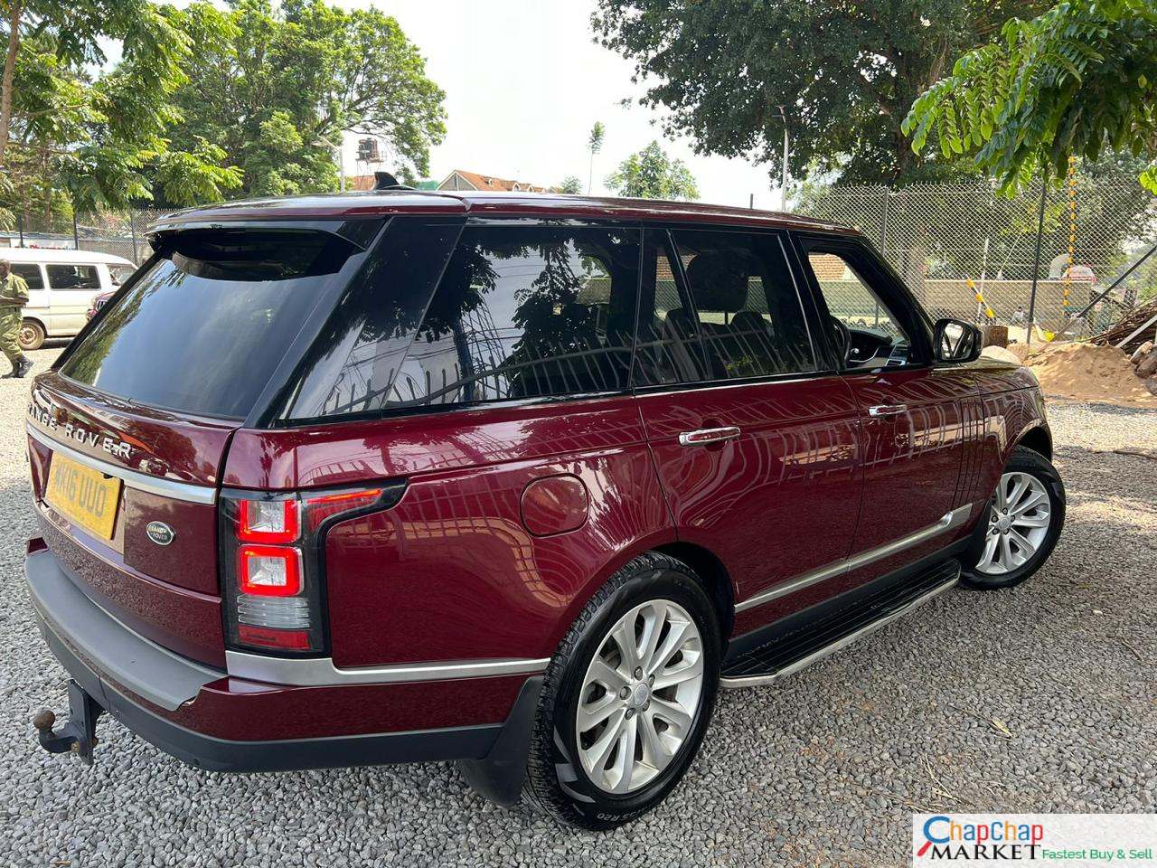 RANGE ROVER VOGUE just arrived fully loaded You Pay 40% DEPOSIT TRADE IN OK For sale in kenya exclusive 2017