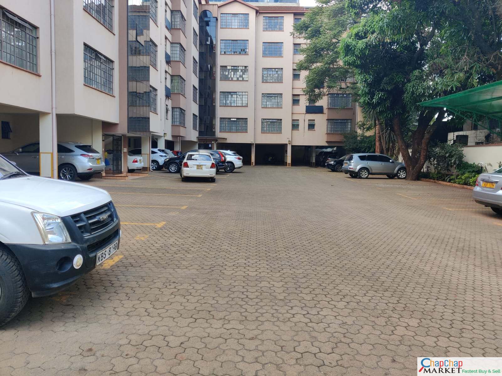 Tranquil 3 Bedrooms Apartments in Parklands