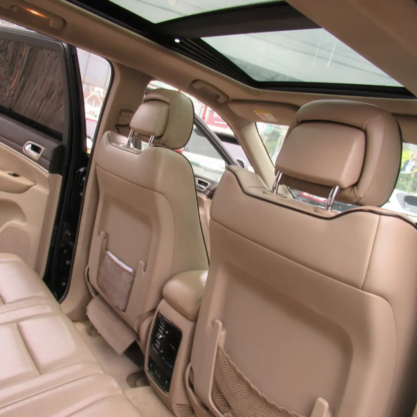 Jeep Grand Cherokee Overland Top spec QUICK SALE You Pay 30% Deposit Trade in OK! Hire purchase installments (SOLD)