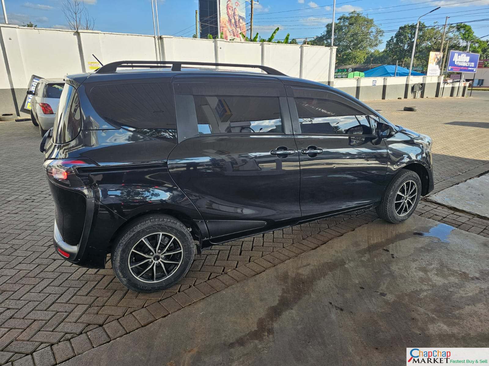 Toyota SIENTA 🔥 QUICK SALE You Pay 30% Deposit Trade in OK EXCLUSIVE Hire purchase installments