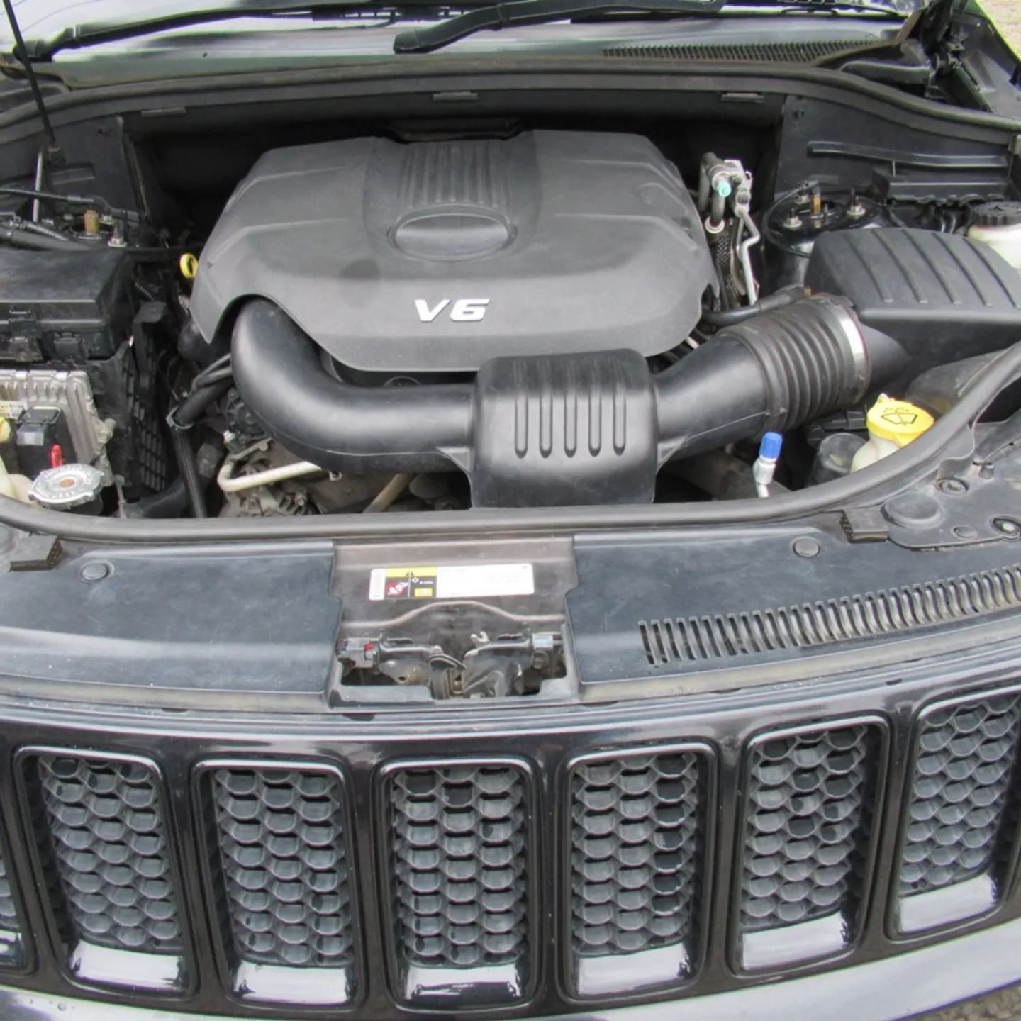 Jeep Grand Cherokee Overland Top spec QUICK SALE You Pay 30% Deposit Trade in OK! Hire purchase installments (SOLD)