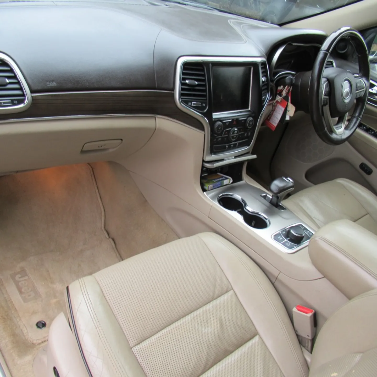 Jeep Grand Cherokee Overland Top spec QUICK SALE You Pay 30% Deposit Trade in OK! Hire purchase installments (SOLD)