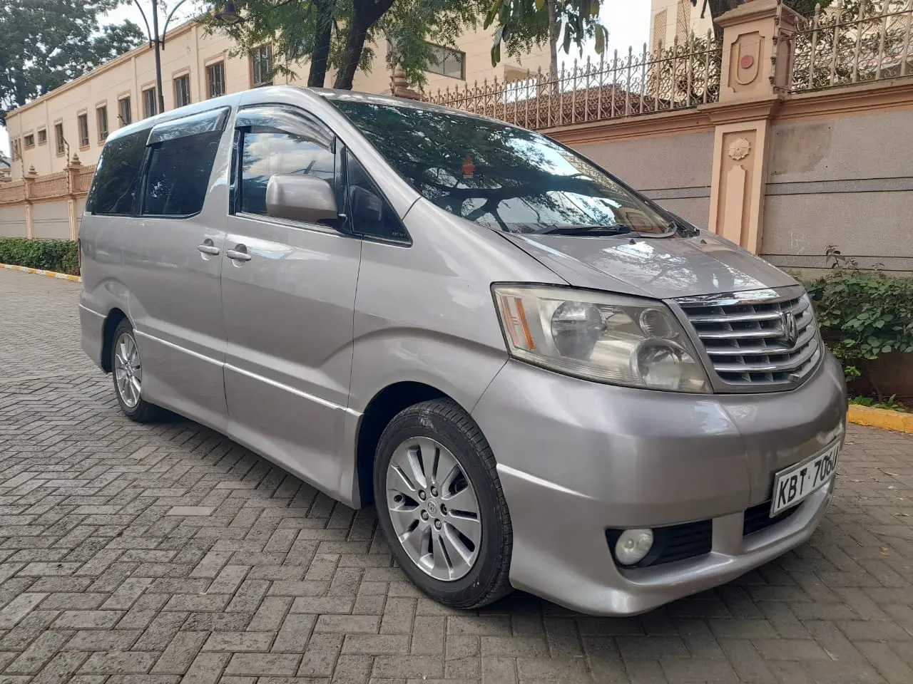 Toyota Alphard QUICK SALE 🤩 You Pay 30% Deposit Trade in OK EXCLUSIVE hire purchase installments