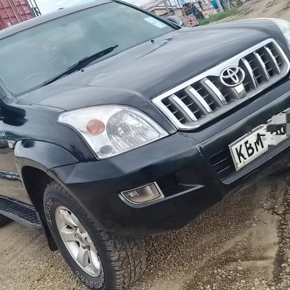 Toyota Land cruiser Prado j120 1.15M ONLY QUICKEST SALE You Pay 30% Deposit Trade in OK Hire purchase installments