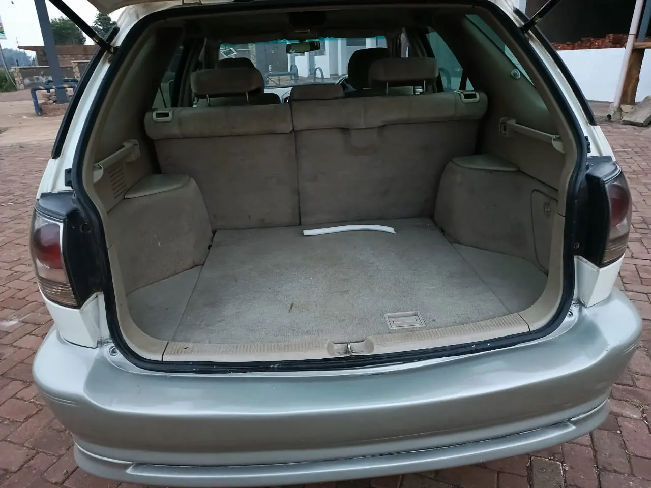 Toyota Harrier CHEAPEST Cleanest You Pay 30% Deposit Trade in OK EXCLUSIVE hire