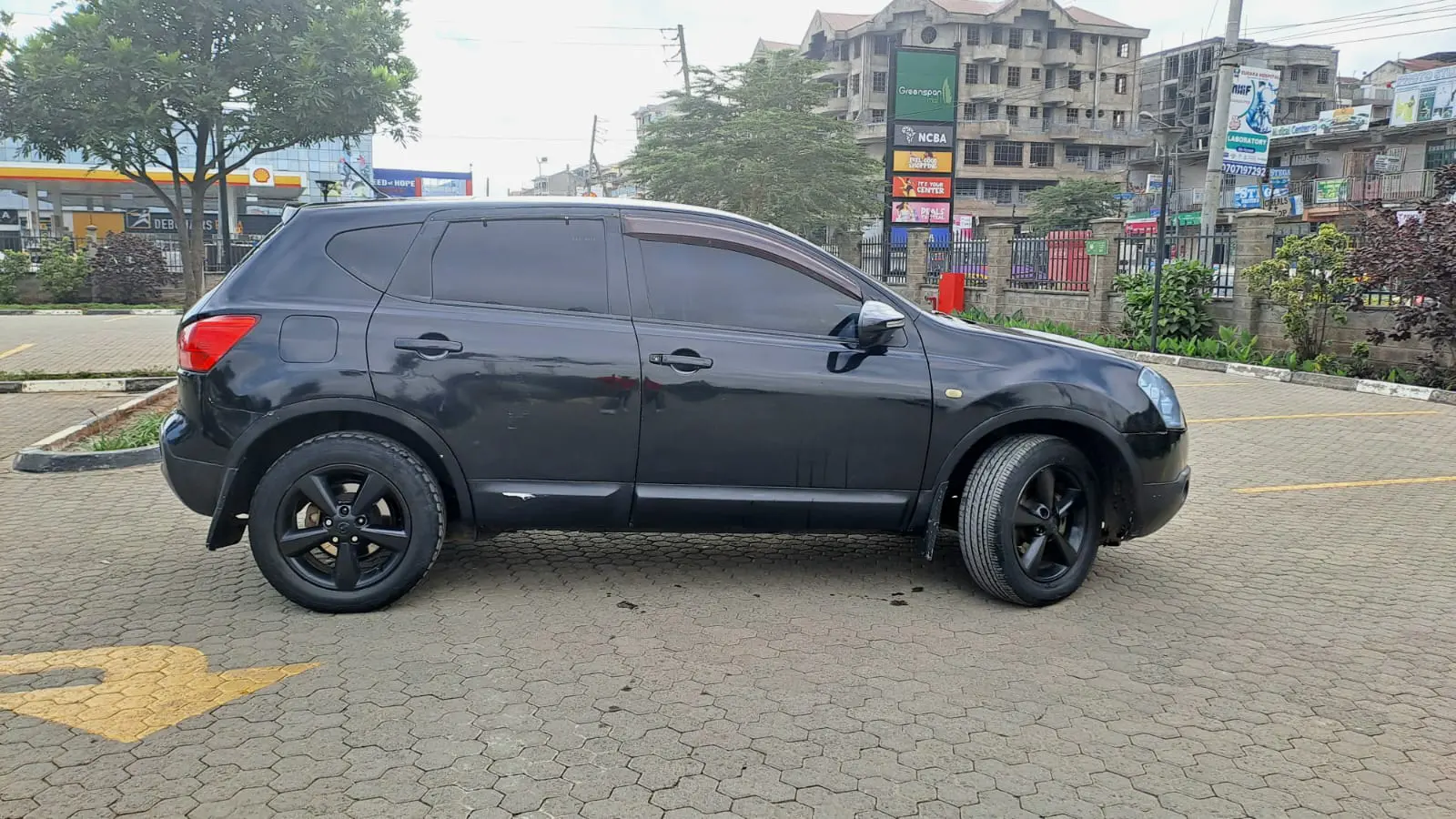 Nissan Dualis with panoramic SUNROOF QUICK SALE Pay 30% Deposit Trade in Ok EXCLUSIVE  Hire purchase
