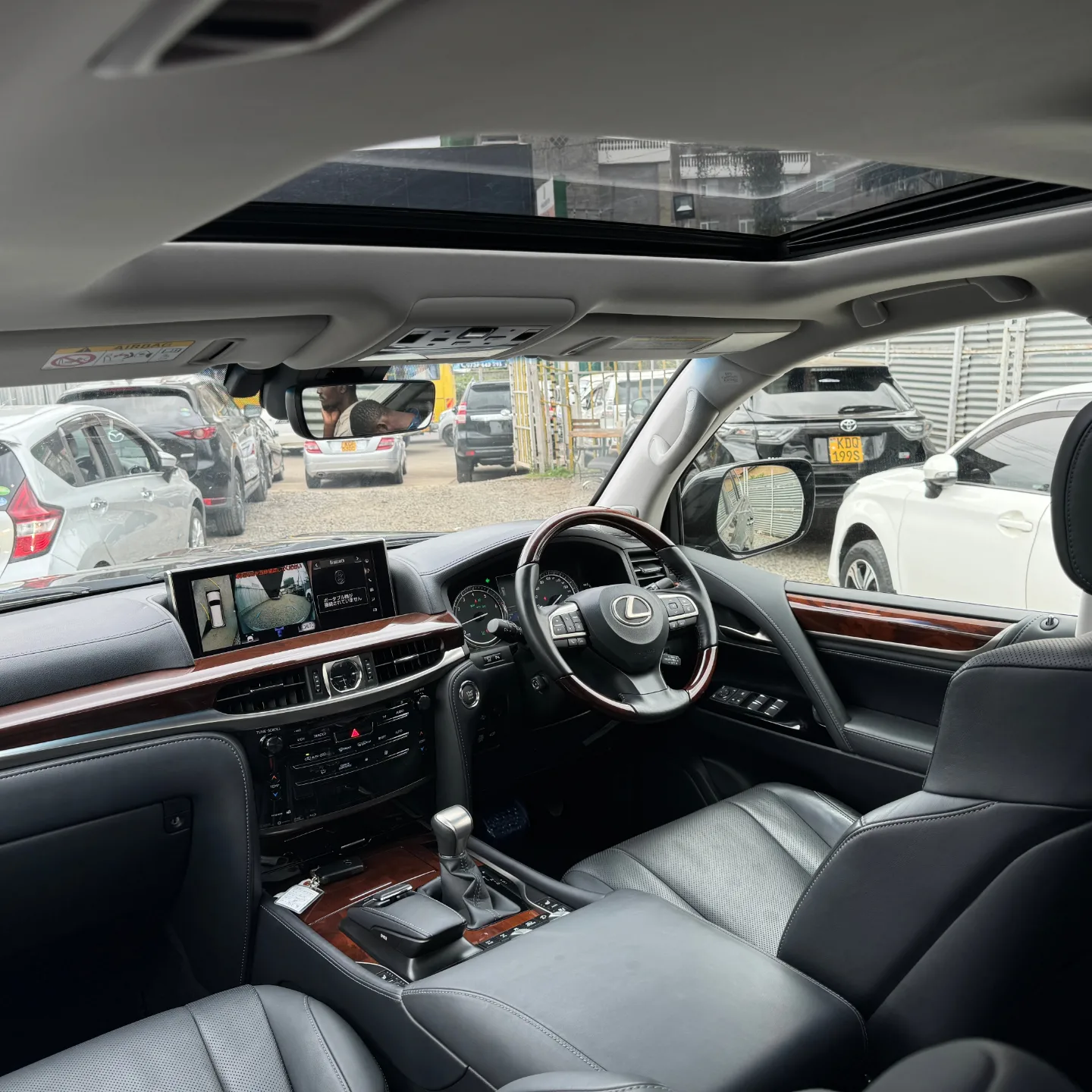 LEXUS LX 570 New Arrival CHEAPEST 🔥 HIRE PURCHASE installments OK EXCLUSIVE For SALE in Kenya