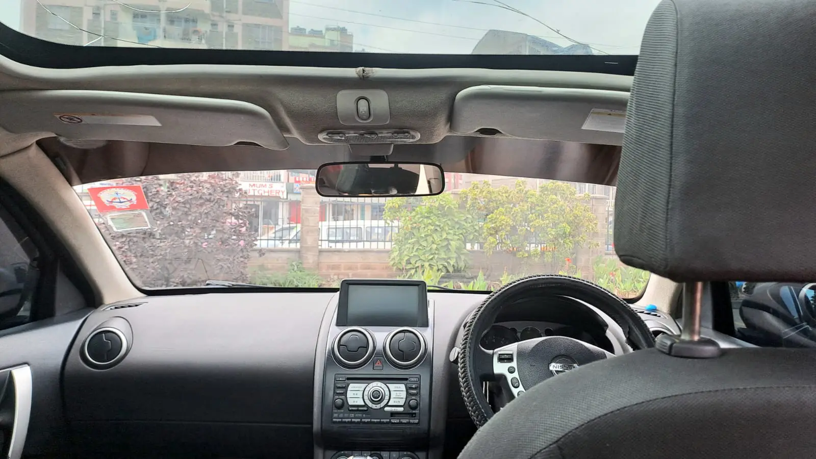 Nissan Dualis with panoramic SUNROOF QUICK SALE Pay 30% Deposit Trade in Ok EXCLUSIVE  Hire purchase