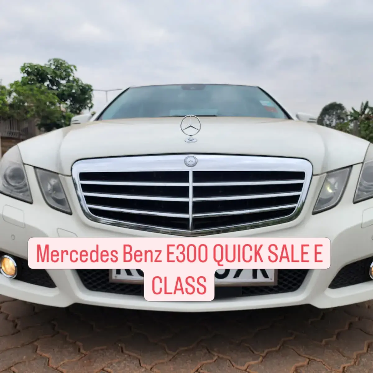 Mercedes Benz E300 leather QUICK SALE 70% DEPOSIT Trade in OK EXCLUSIVE Hire purchase installments