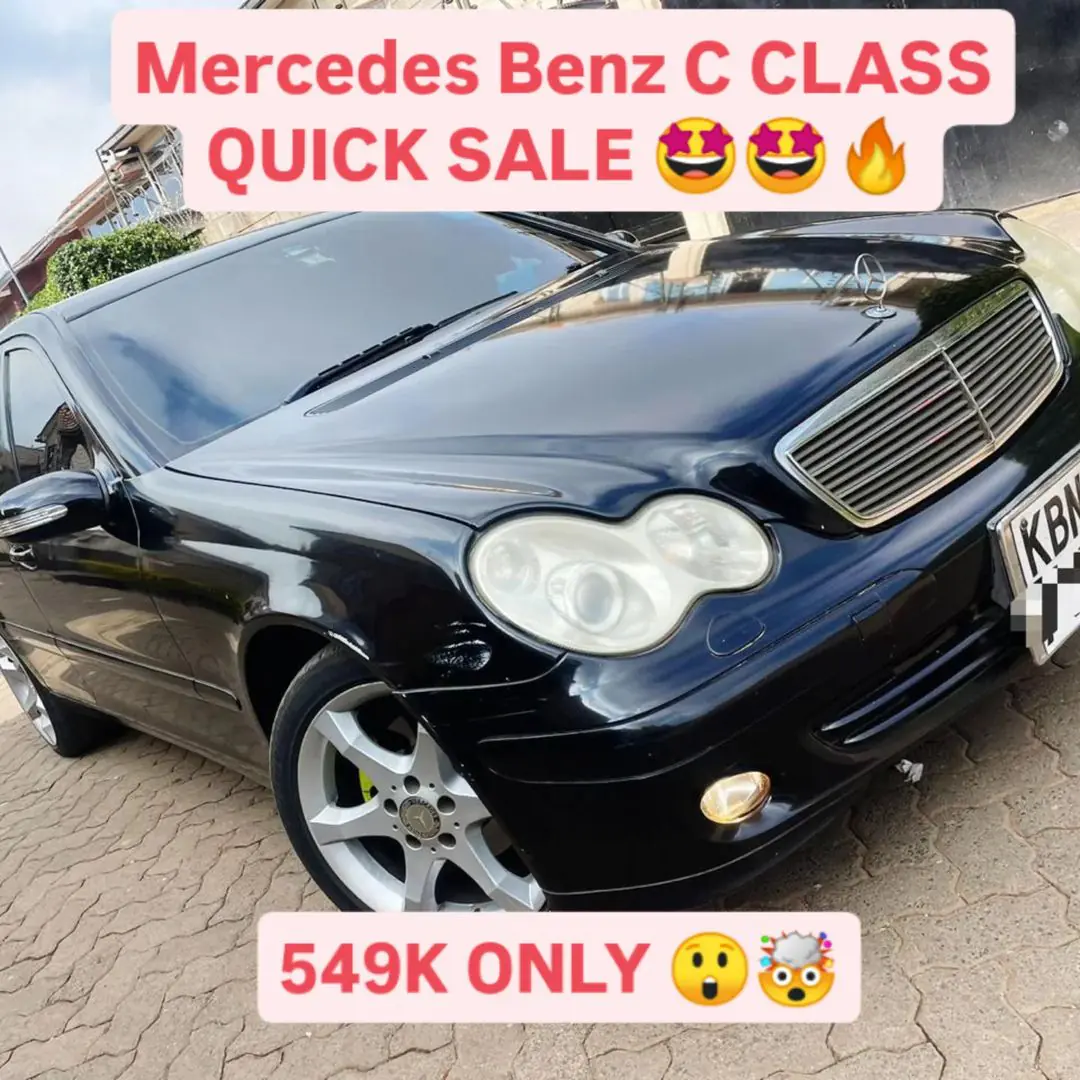 MERCEDES BENZ C180 2004 550k Only 🔥 QUICK SALE You Pay 30% Deposit Trade in OK Hire purchase installments for sale in kenya