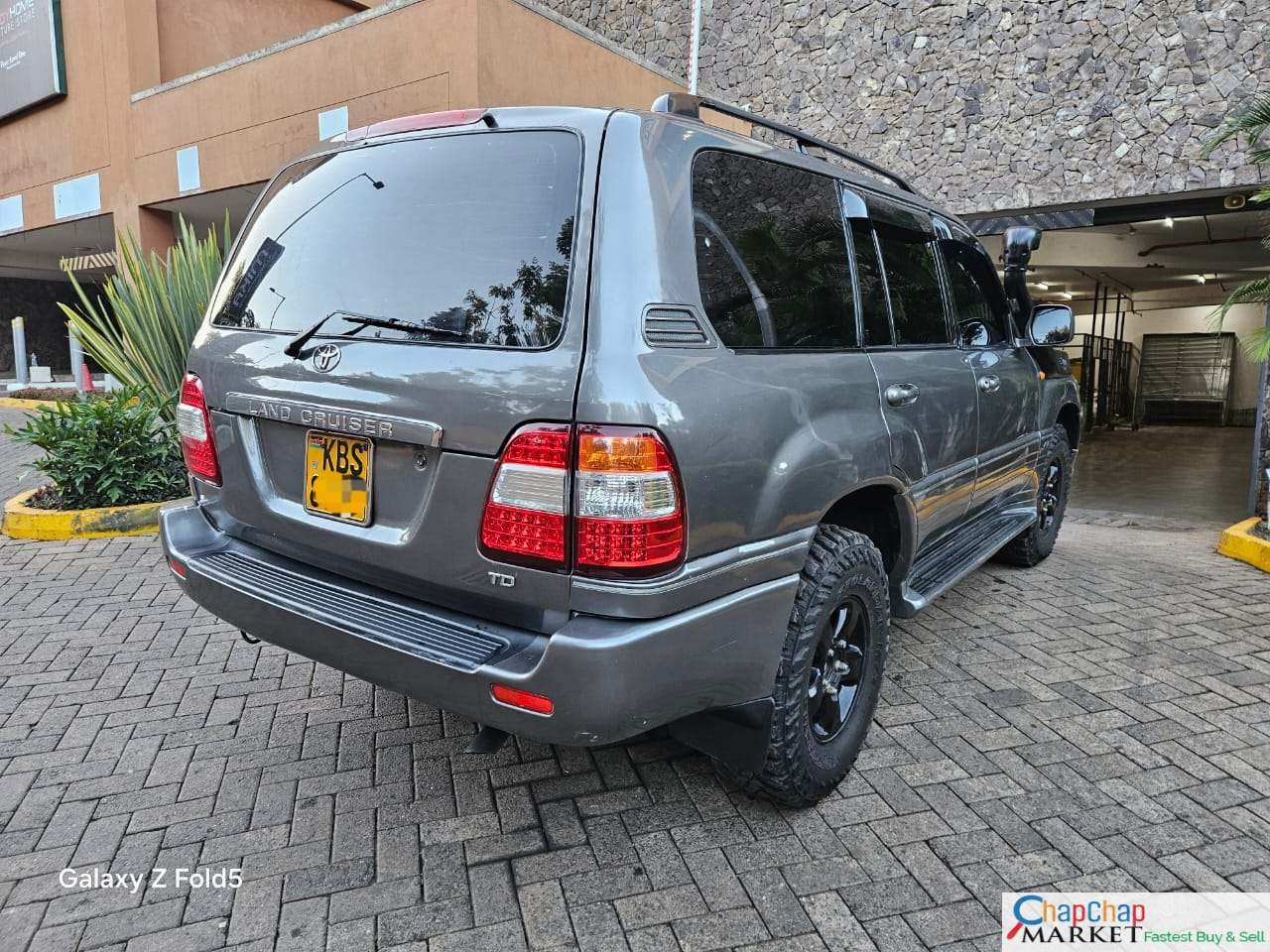 TOYOTA LAND-CRUISER 4.2 VX AMAZON 100 series v8 QUICK SALE You Pay 30% Deposit Hire purchase installments UpTo 70% financing/finance NO CRB STATUS CHECK Trade in OK EXCLUSIVE