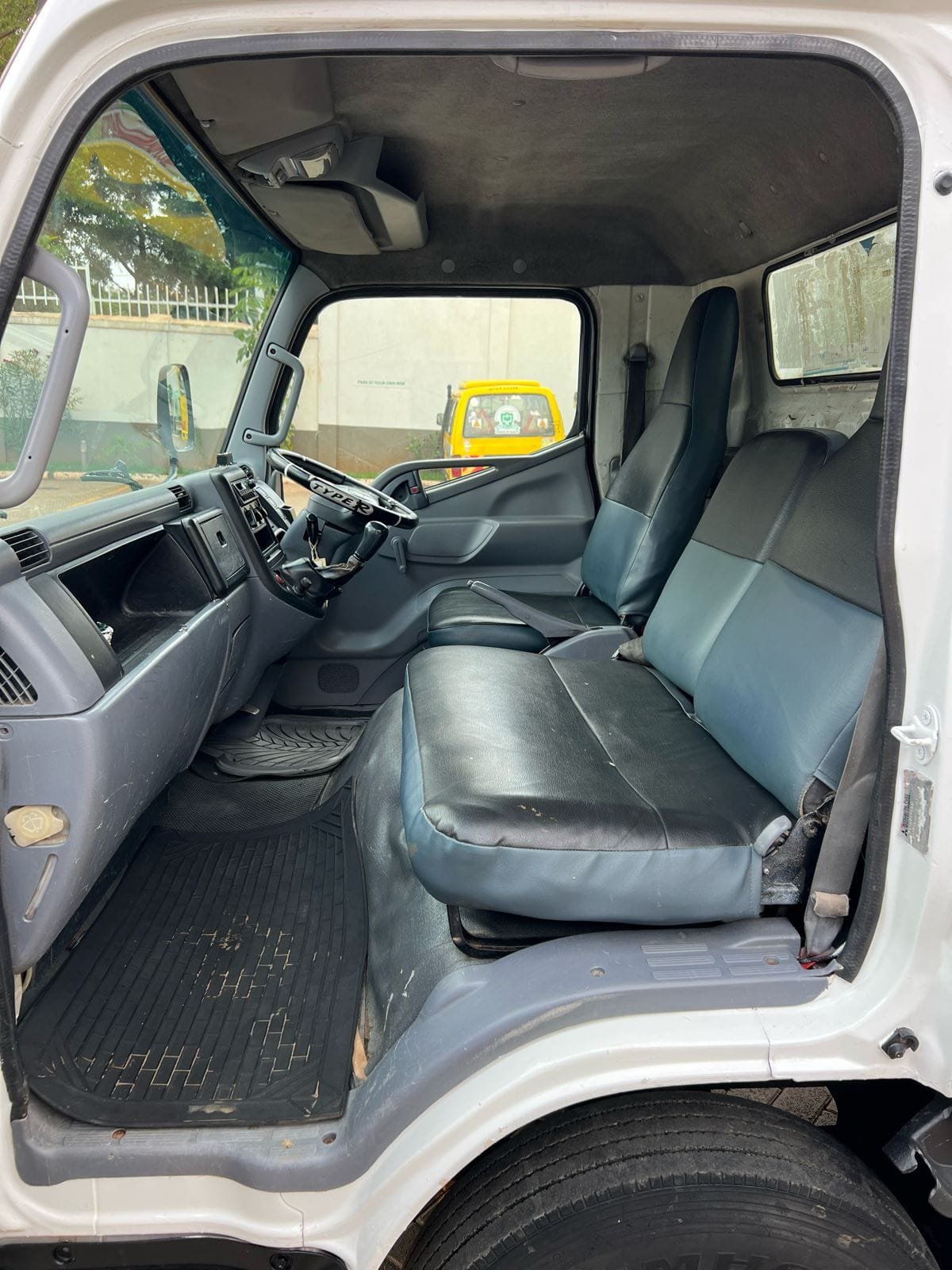 MITSUBISHI CANTER FE-84 Local Assembly QUICK SALE You Pay 30% Deposit Hire purchase installments UpTo 70% financing/finance NO CRB STATUS CHECK Trade in OK EXCLUSIVE