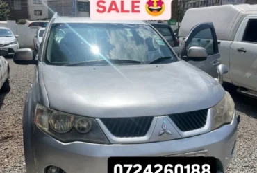 Mitsubishi Outlander With SUNROOF QUICK SALE You Pay 30% Deposit Hire purchase installments UpTo 70% financing/finance NO CRB STATUS CHECK Trade in OK EXCLUSIVE