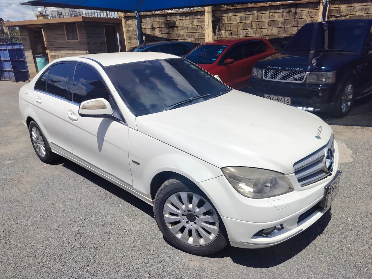 Mercedes Benz C200 QUICK SALE You Pay 30% Deposit Hire purchase installments UpTo 70% financing/finance NO CRB STATUS CHECK Trade in OK EXCLUSIVE 18 IMG 20241201 WA0053