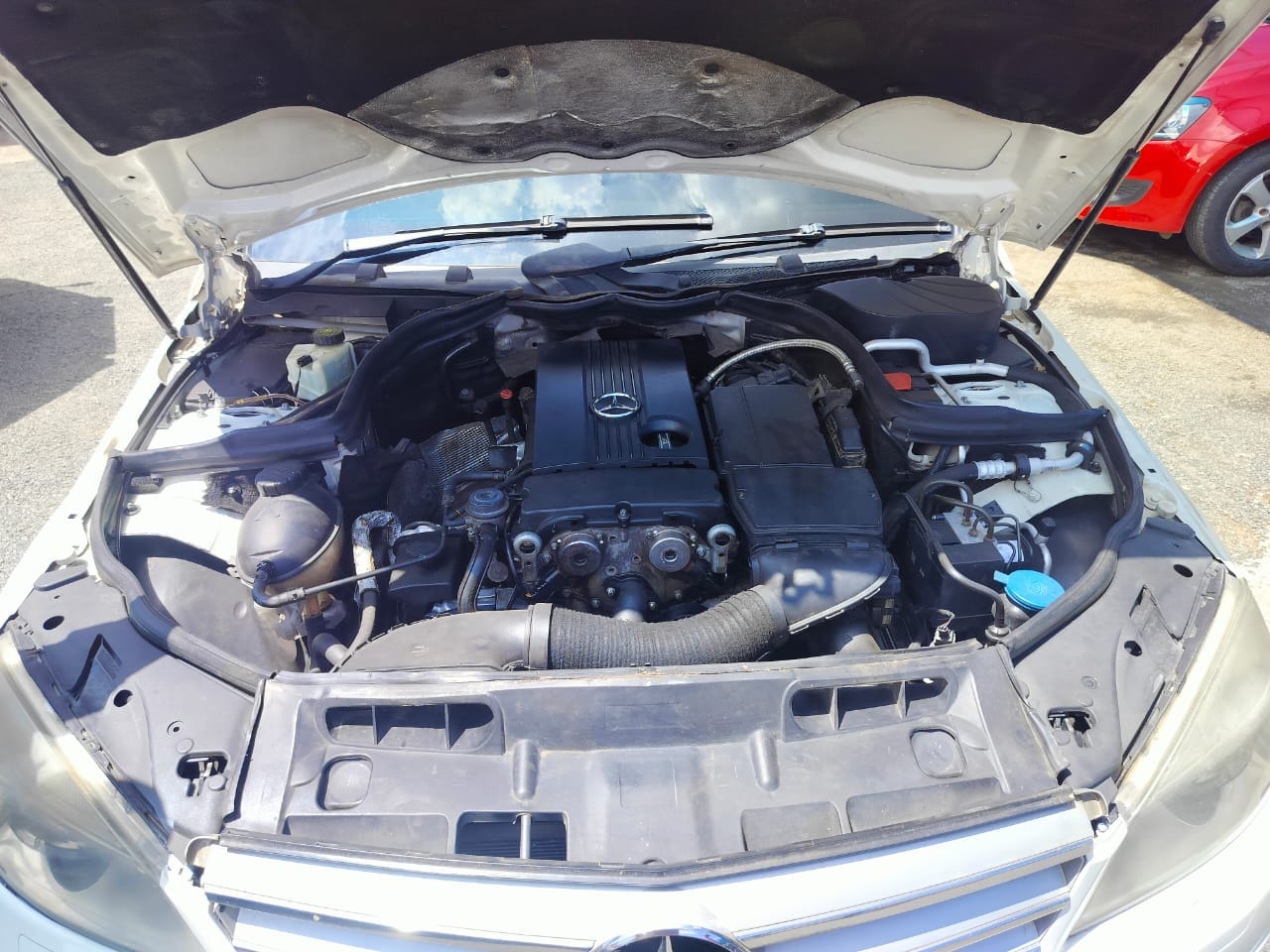 Mercedes Benz C200 QUICK SALE You Pay 30% Deposit Hire purchase installments UpTo 70% financing/finance NO CRB STATUS CHECK Trade in OK EXCLUSIVE 15 IMG 20241201 WA0057