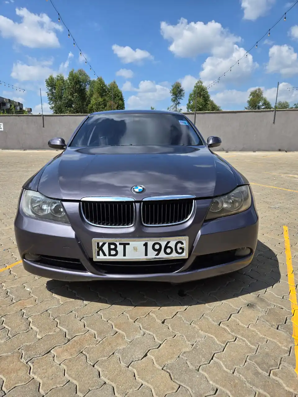 BMW 320i QUICK SALE You Pay 30% Deposit Hire purchase installments UpTo 70% financing/finance NO CRB STATUS CHECK Trade in OK