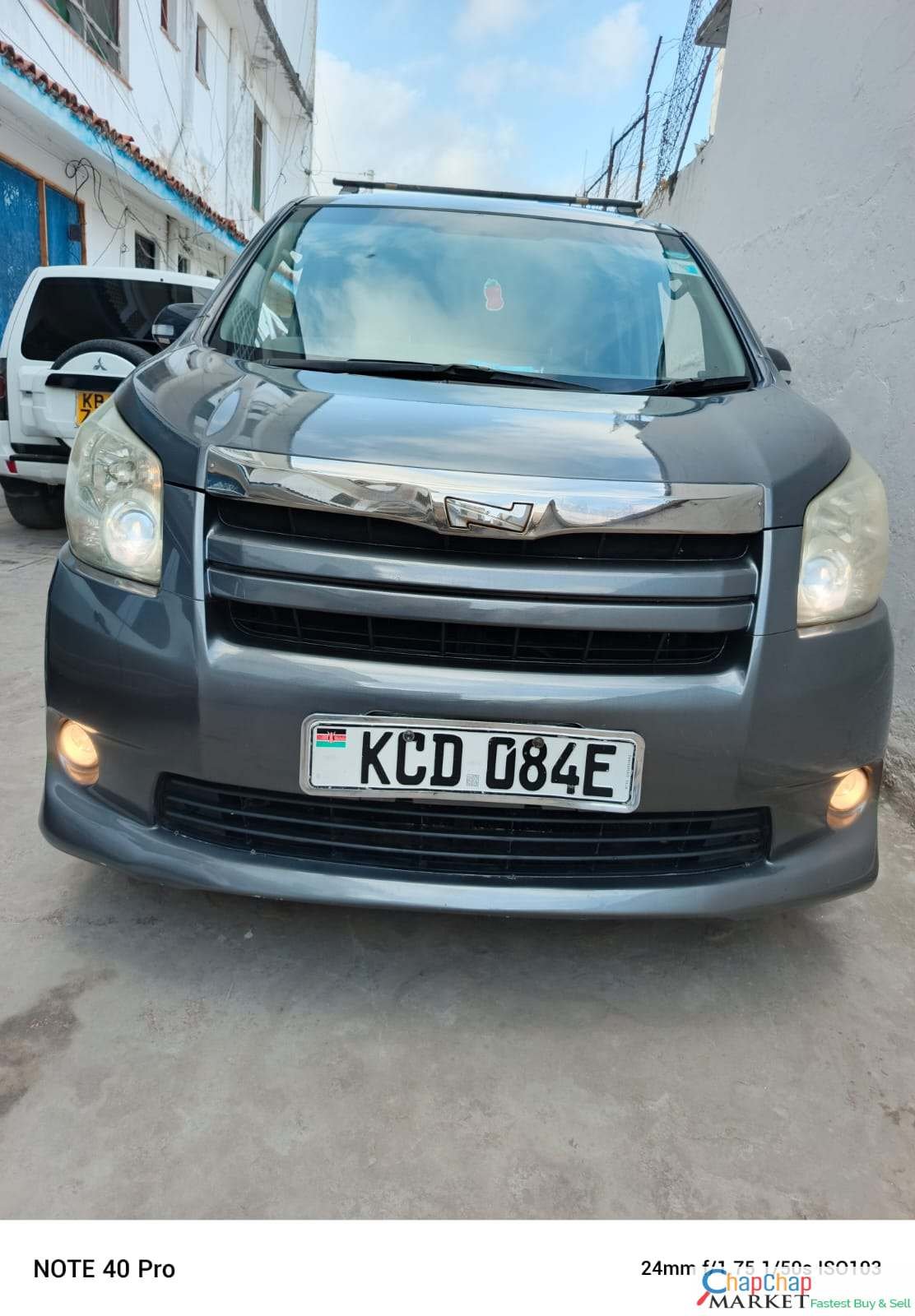 Toyota NOAH SI New shape QUICK SALE You Pay 30% Deposit Hire purchase installments UpTo 70% financing/finance NO CRB STATUS CHECK Trade in OK