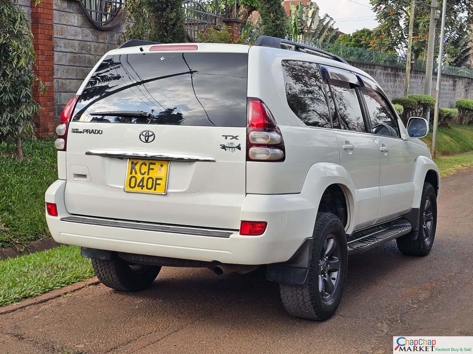 Toyota Land-Cruiser Prado 4000cc 4.0 fully loaded QUICK SALE You Pay 30% Deposit Hire purchase installments UpTo 70% financing/finance NO CRB STATUS CHECK Trade in OK 🔥