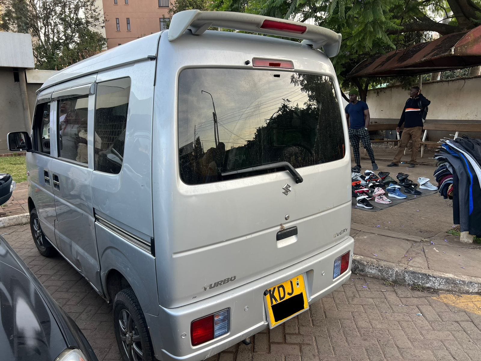 SUZUKI EVERY 2016 Van 560k ONLY 😲 QUICK SALE You Pay 30% Deposit Hire purchase installments UpTo 70% financing/finance NO CRB STATUS CHECK Trade in OK