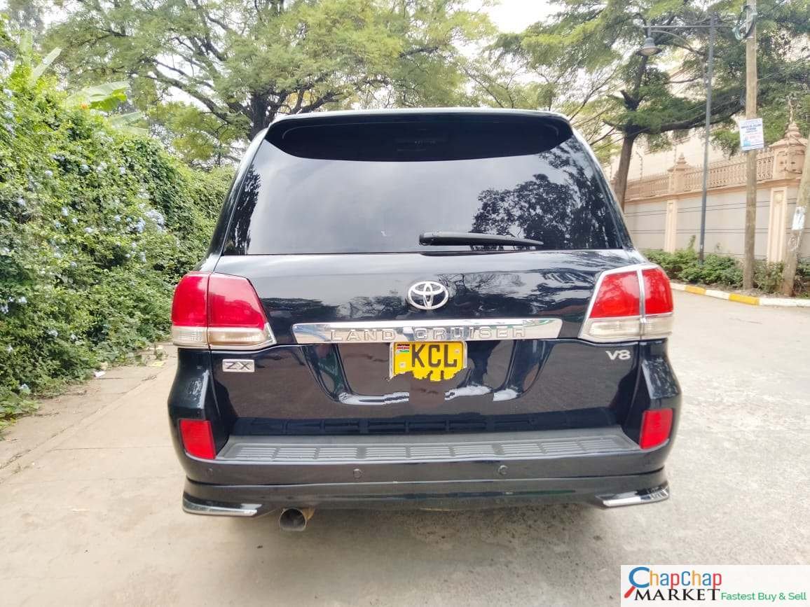 Toyota Land-Cruiser V8 J-200 fully loaded QUICK SALE You Pay 30% Deposit Hire purchase installments UpTo 70% financing/finance NO CRB STATUS CHECK Trade in OK