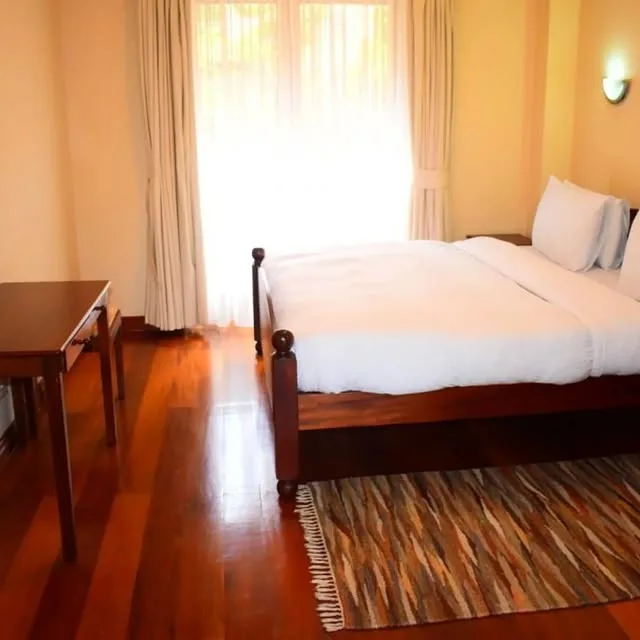 3 bedroom apartment For Sale Ensuite swimming pool etc Serene Valley upper-hill
