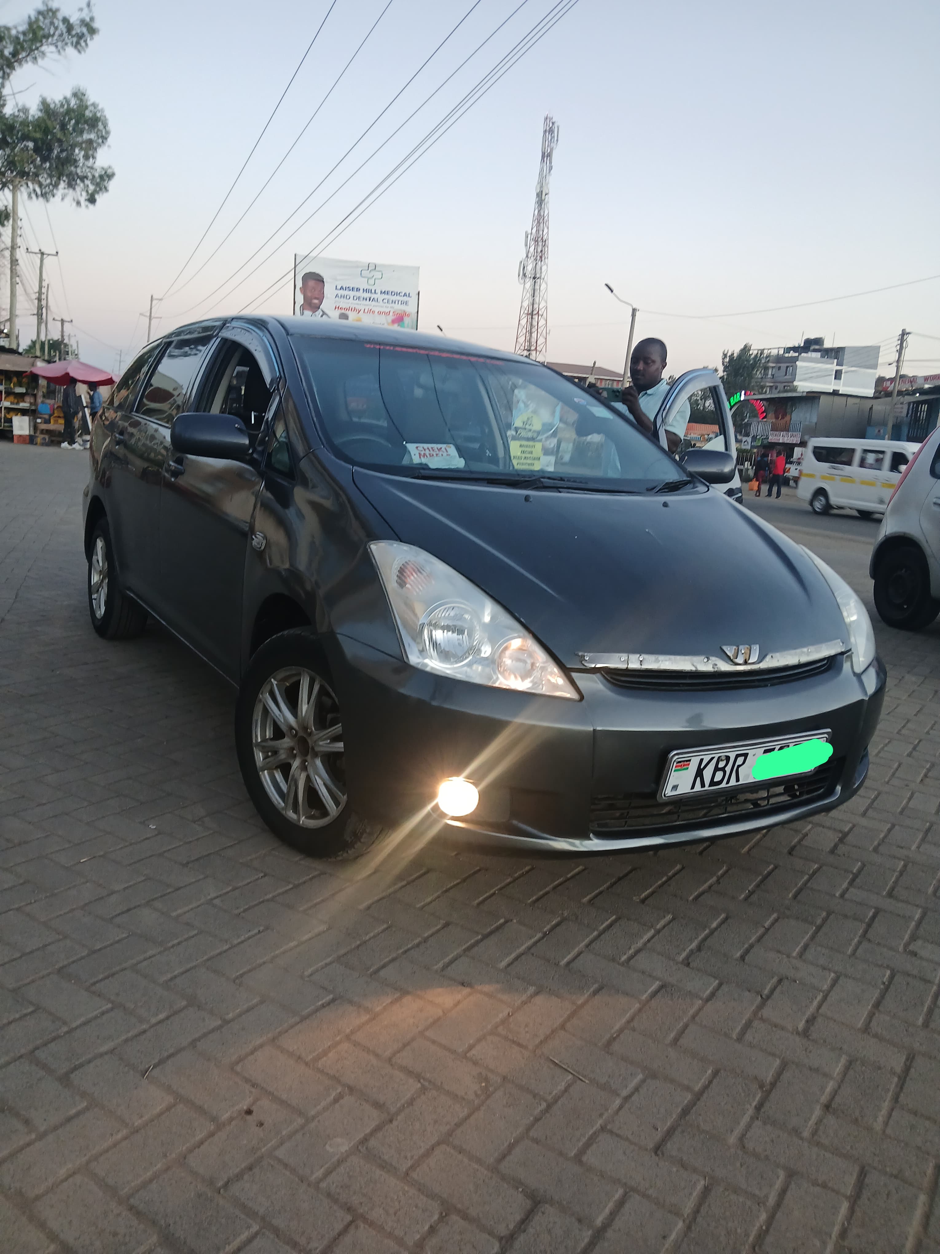 Toyota WISH 450k ONLY QUICK SALE You Pay 30% Deposit Hire purchase installments HP UpTo 70% financing/finance NO CRB STATUS CHECK Trade in OK