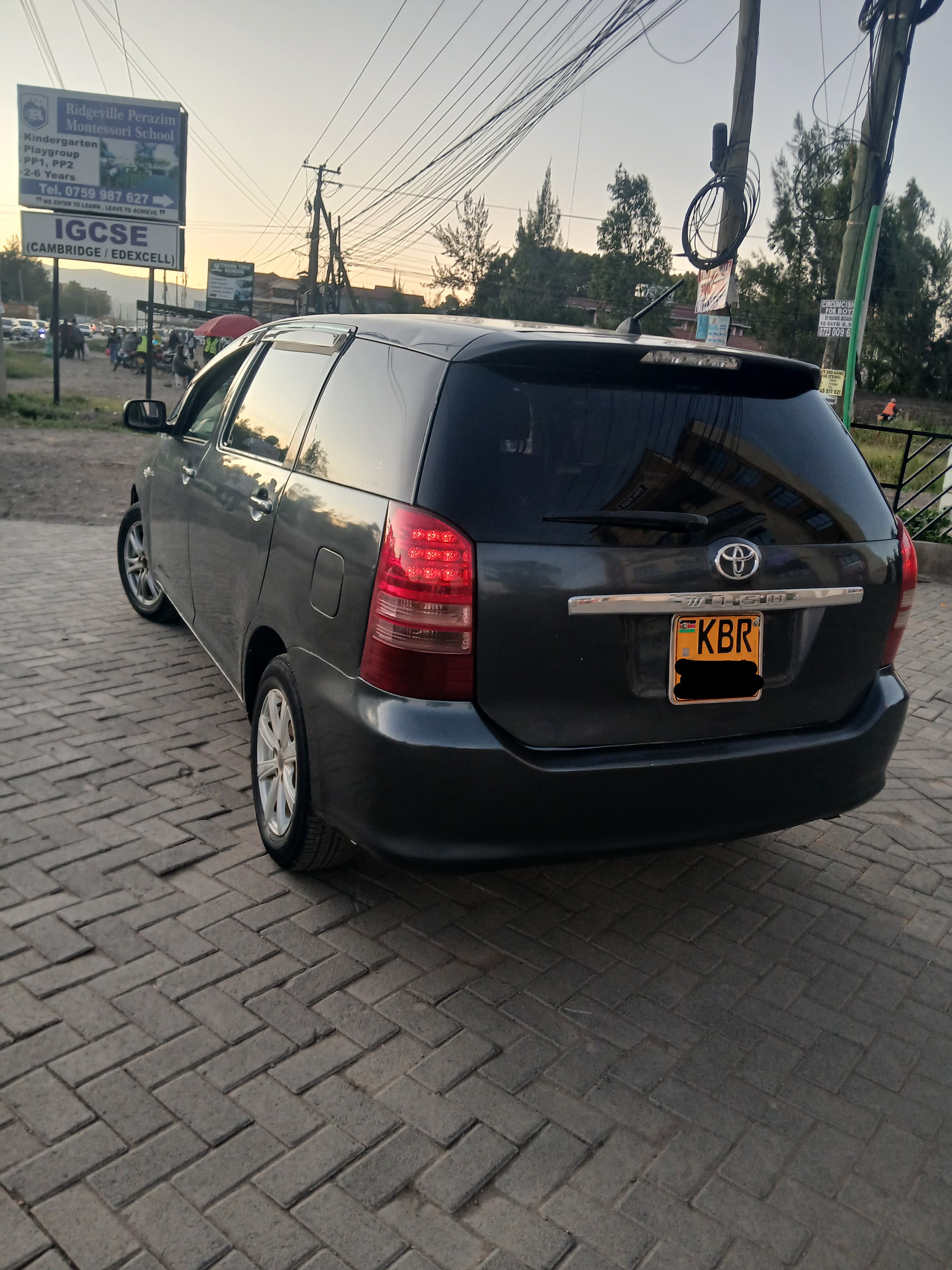 Toyota WISH 450k ONLY QUICK SALE You Pay 30% Deposit Hire purchase installments HP UpTo 70% financing/finance NO CRB STATUS CHECK Trade in OK