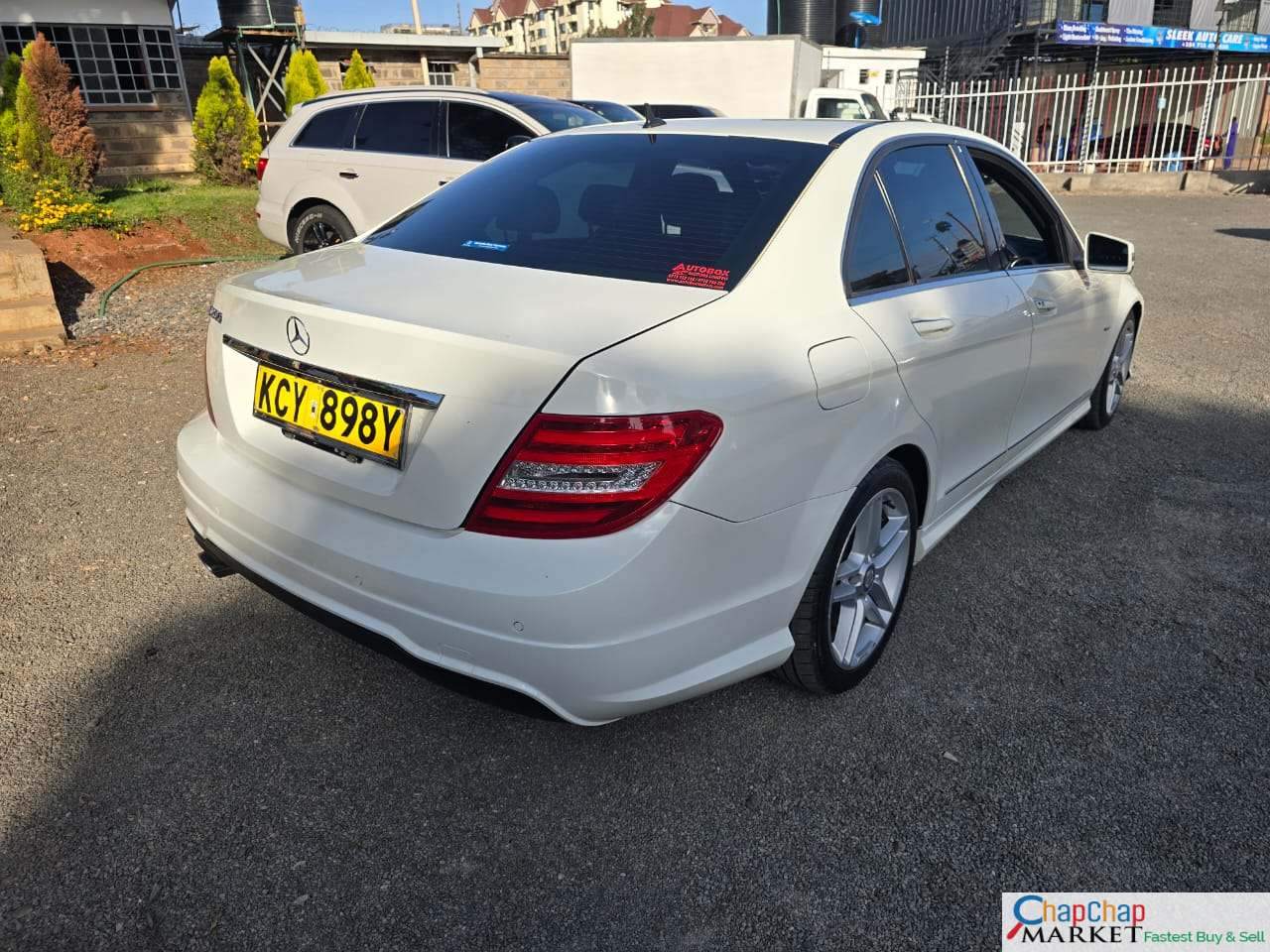 MERCEDES BENZ C200 QUICK SALE You Pay 30% Deposit Hire purchase installments HP UpTo 70% financing/finance NO CRB STATUS CHECK Trade in OK