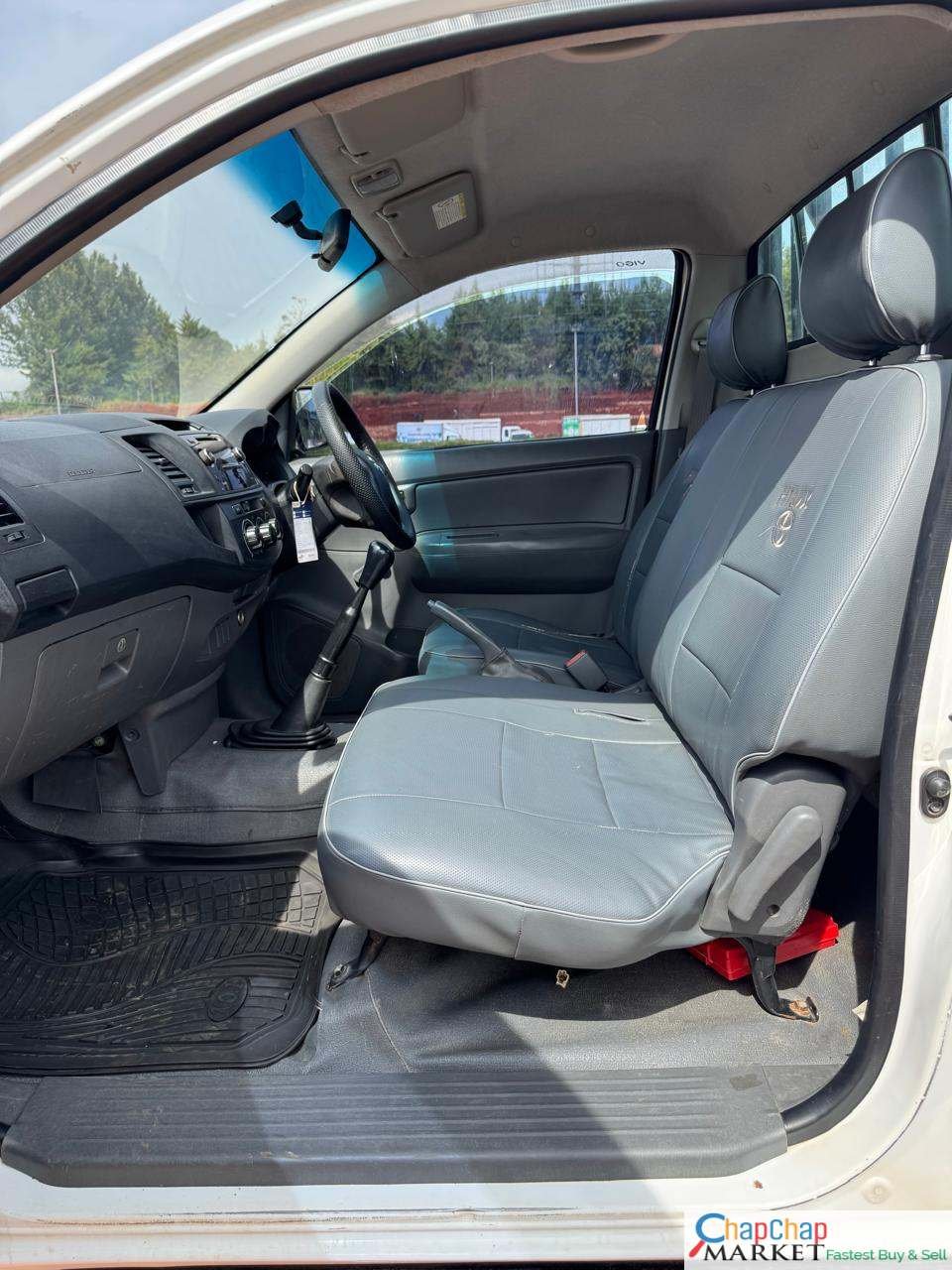 TOYOTA HILUX single cab local assembly QUICK SALE You Pay 30% Deposit Hire purchase installments HP UpTo 70% financing/finance NO CRB STATUS CHECK Trade in OK