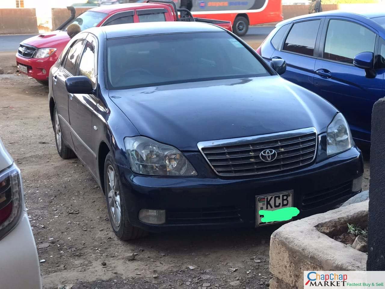 Toyota crown Royal saloon 699k ONLY 😲 QUICK SALE You Pay 30% Deposit Hire purchase installments HP UpTo 70% financing/finance NO CRB STATUS CHECK Trade in OK