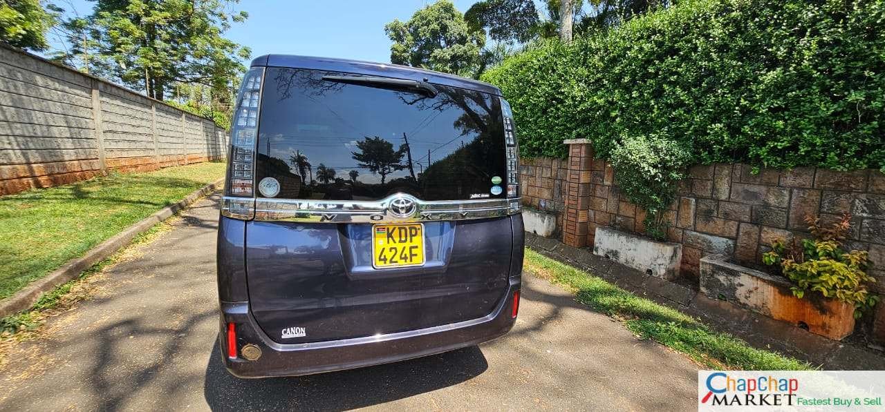 TOYOTA VOXY van New arrival import Non hybrid QUICK SALE You Pay 30% Deposit Hire purchase installments HP UpTo 70% financing/finance NO CRB STATUS CHECK Trade in OK