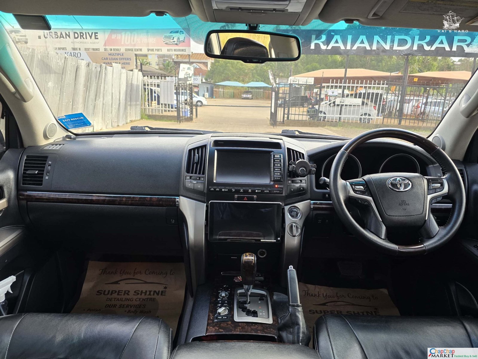 Toyota Land-Cruiser V8 Zx Fully loaded QUICK SALE You Pay 30% Deposit Hire purchase installments HP UpTo 70% financing/finance NO CRB STATUS CHECK Trade in OK BRUNO