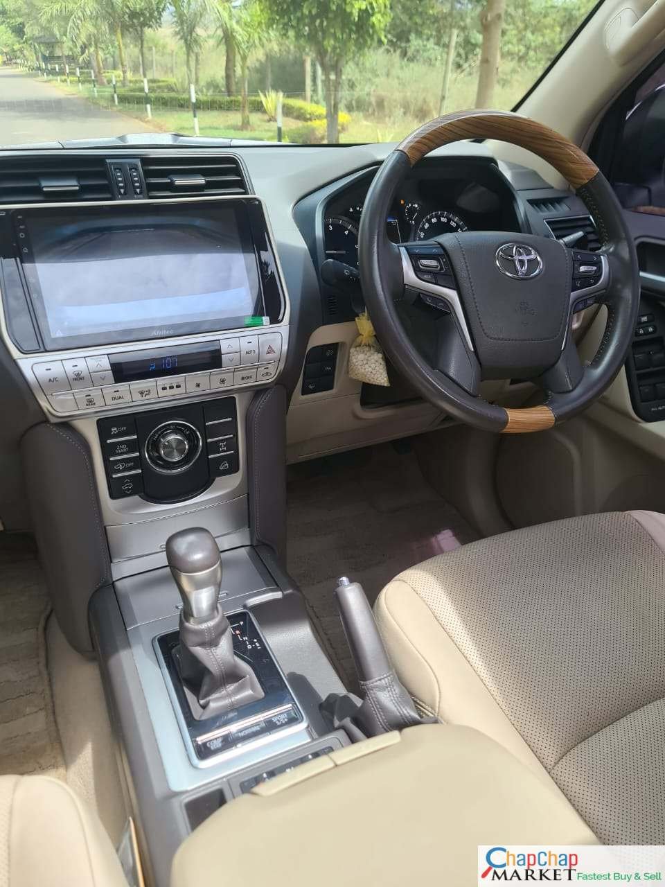 Toyota Land-Cruiser Prado TZ-G FULLY LOADED QUICK SALE You Pay 30% Deposit Hire purchase installments HP UpTo 70% financing/finance NO CRB STATUS CHECK Trade in OK 2018