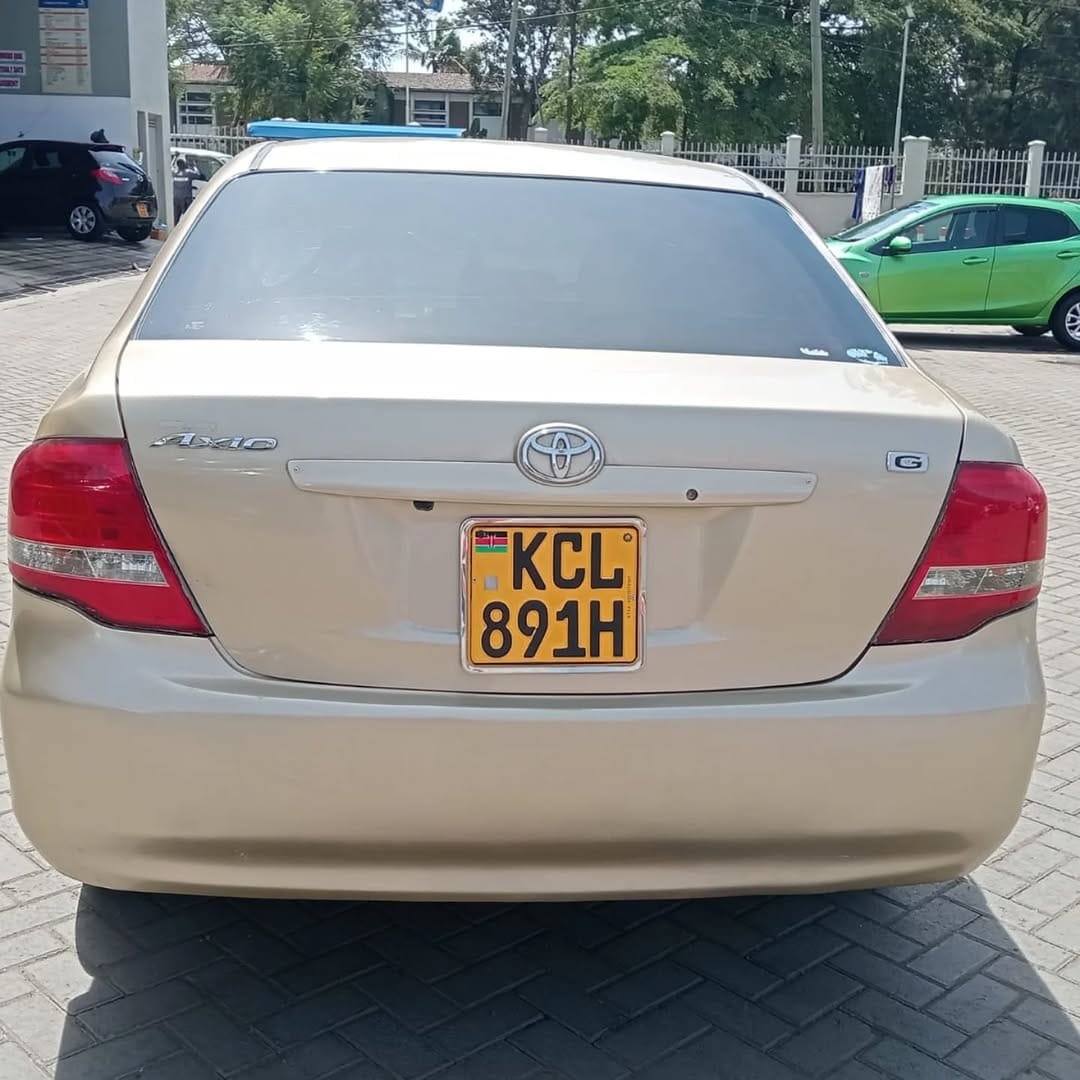 TOYOTA Corolla AXIO QUICK SALE You Pay 30% Deposit Hire purchase installments HP UpTo 70% financing/finance NO CRB STATUS CHECK Trade in OK EXCLUSIVE