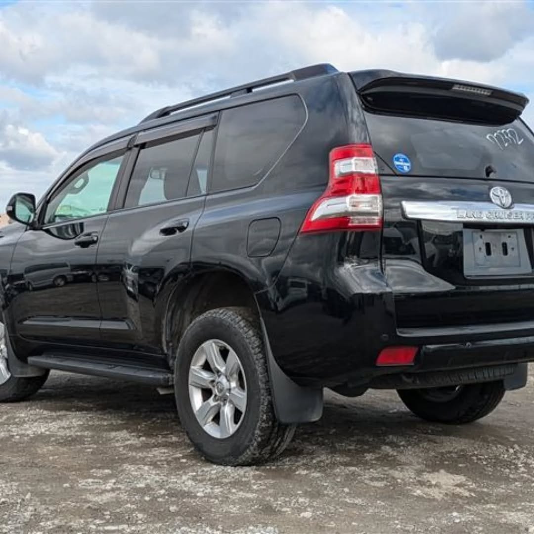 Toyota Land-Cruiser Prado at Port New Arrival 4.3M duty inclusive QUICK SALE You Pay 30% Deposit Hire purchase installments HP UpTo 70% financing/finance NO CRB STATUS CHECK Trade in OK