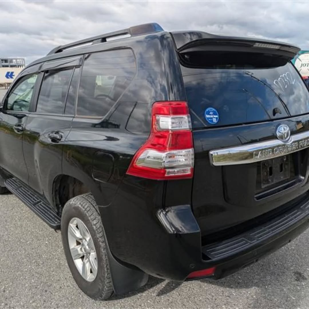 Toyota Land-Cruiser Prado at Port New Arrival 4.3M duty inclusive QUICK SALE You Pay 30% Deposit Hire purchase installments HP UpTo 70% financing/finance NO CRB STATUS CHECK Trade in OK