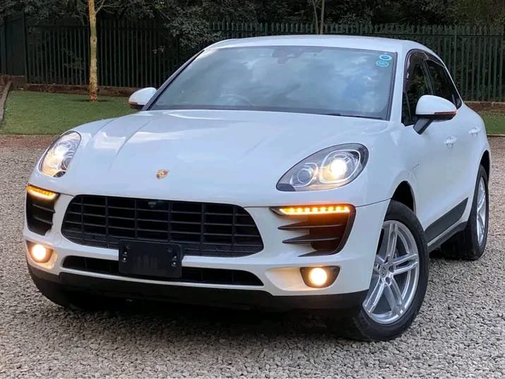 Porsche Macan New arrival🔥 QUICK SALE You Pay 30% Deposit Hire purchase installments HP UpTo 70% financing/finance NO CRB STATUS CHECK Trade in OK