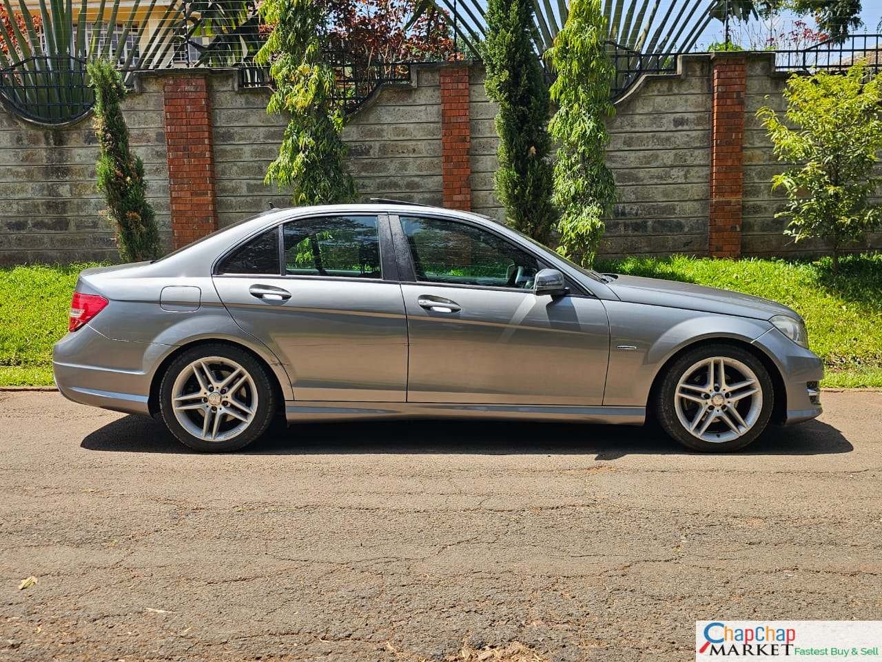 MERCEDES-BENZ  C-CLASS with SUNROOF New shape C200 QUICK SALE You Pay 30% Deposit Hire purchase installments HP UpTo 70% financing/finance NO CRB STATUS CHECK Trade in OK