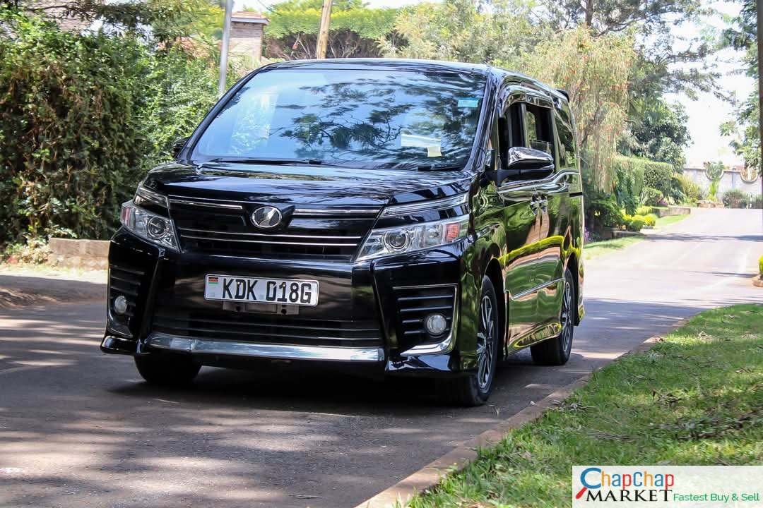 Toyota VOXY New shape New Arrival QUICK SALE You Pay 30% Deposit Hire purchase installments HP UpTo 70% financing/finance NO CRB STATUS CHECK Trade in OK 🔥