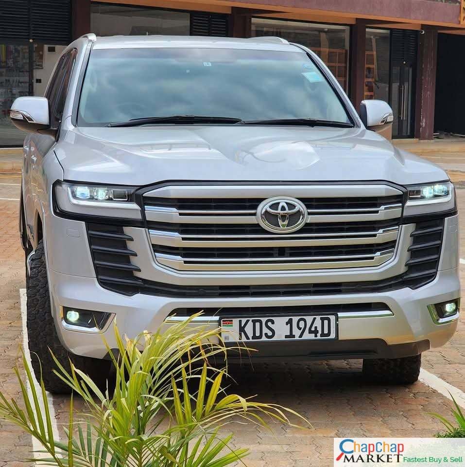 TOYOTA LAND-CRUISER V8 300 series Facelift QUICK SALE You Pay 30% Deposit Hire purchase installments HP UpTo 70% financing/finance NO CRB STATUS CHECK Trade in OK